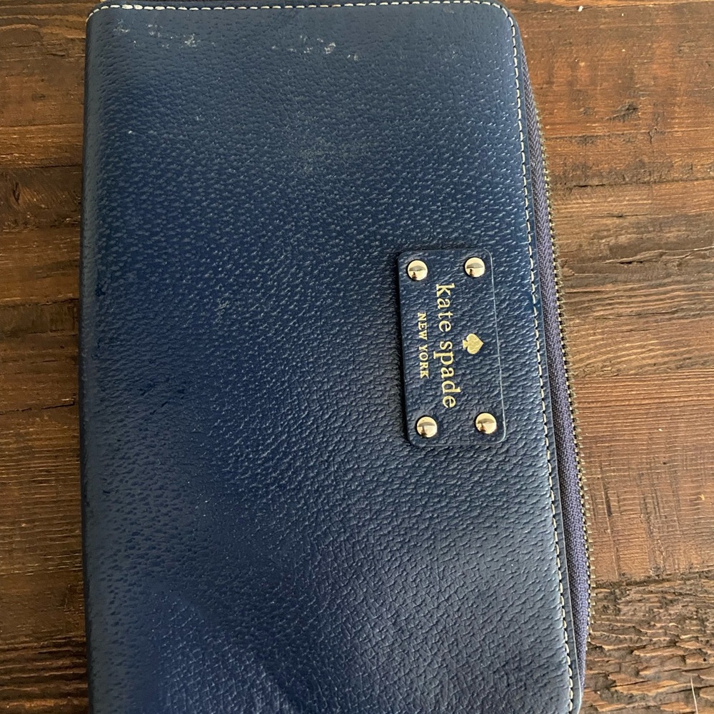 Kate Spade navy wallet.